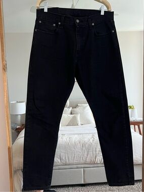 Levi's Slim Straight Black Jeans